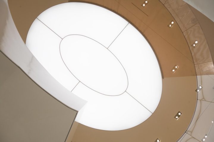 Photo "Simple space capsule shape LED ceiling lamp suitable for childrens room"